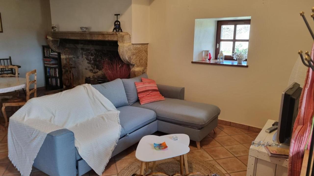 Villeneuve  L'Oustalou - Wifi - Jardin - Campagneヴィラ エクステリア 写真